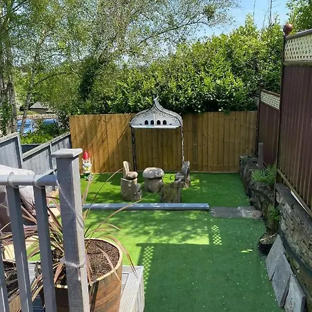 Hedgehog Cottage With Garden In Bronte Village! Haworth Exterior photo